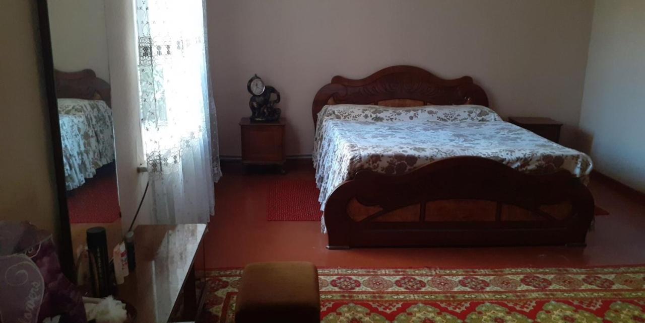 Guest House Otilia Gyumri Exterior photo